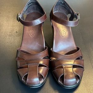 Dansko brown leather heel